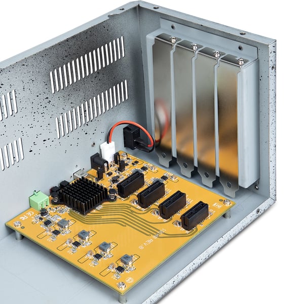 StarTech.com PCIe-expansionschassi med 4 platser med PCIe x2-värdkort, PCIe 2.0 - 10 Gbps, externa PCIe-platser för stationära datorer/servrar, PCI Express-expansionslåda/-adapter, 4 PCIe x1-platser