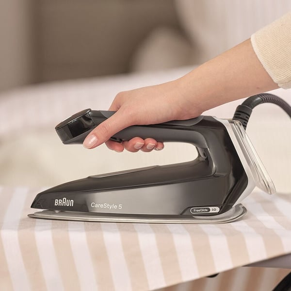 Braun CareStyle 5 IS 5249 2400 W 2 L EloxalPlus soleplate Musta