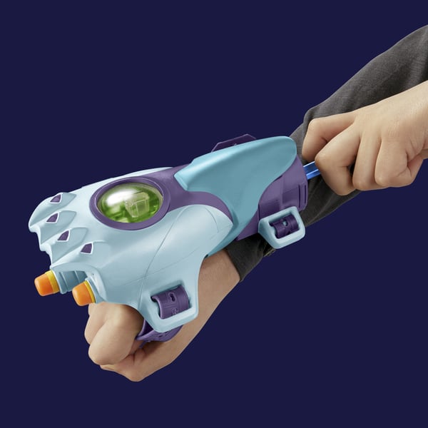 Nerf Transformers EarthSpark Cyber-Sleeve Battle-blaster