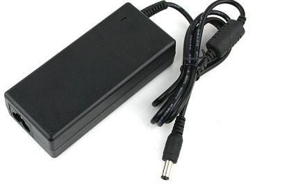CoreParts MBXAC-AC0004 strømadapter og vekselret Indendørs 65 W Sort