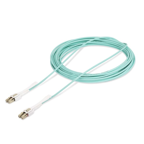 StarTech.com 10 m lång LC till LC (UPC) OM4-multiläges fiberoptisk kabel med push-pull-flikar, 50/125 µm, 100G nätverk, böjokänslig, låg inkopplingsförlust, LSZH-fiberpatchkabel