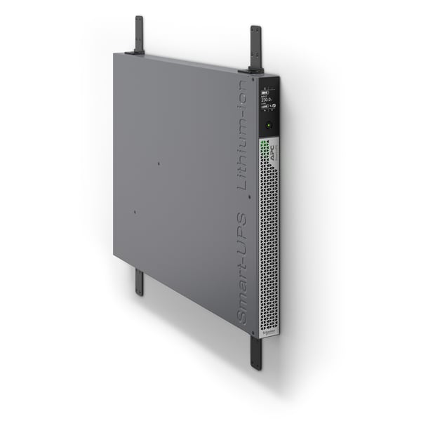 APC SRTL3KRM1UIC UPS-virtalähde Taajuuden kaksoismuunnos (verkossa) 3 kVA 3000 W 5 AC-pistorasia(a)
