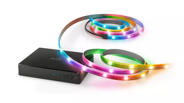 WiZ HDMI sync box med TV-lightstrip til 55"-65" TV