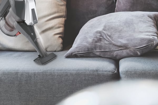Hoover HF322AFP 011 2-i-1 stangstøvsuger Batteri Dry Stof Poseløs 0,7 L 240 W Grå, Titanium