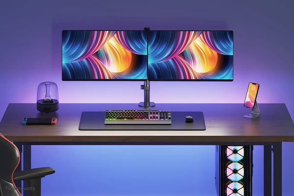 Neomounts FPMA-D550DBLACK monitorin kiinnike ja jalusta 81,3 cm (32") Vastaanotto Musta