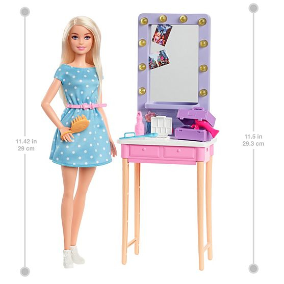 Barbie Big City, Big Dreams “Malibu” Doll & Dressing Room Playset