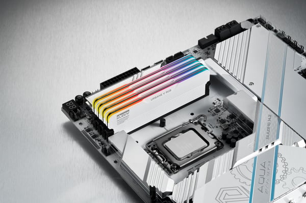 Klevv Urbane V RGB RAM-minnen 32 GB 2 x 16 GB DDR5 6000 MT/s 288-pin DIMM