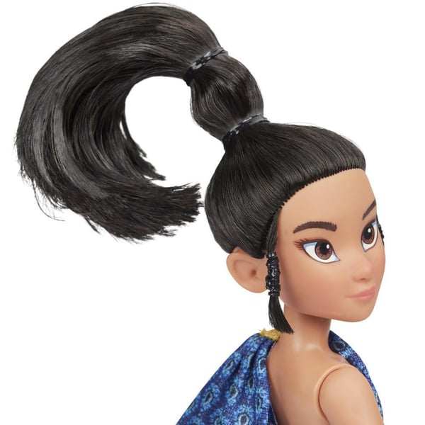 Hasbro E94685L0 dockor