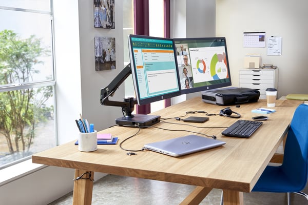 HP :n 100 W:n USB-C–USB-C-kaapeli (Z Display -telakointi/lataus)