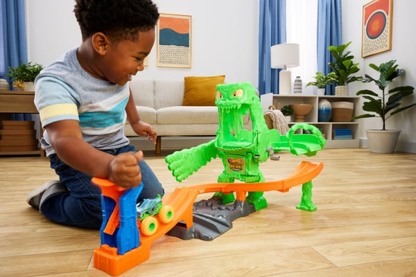 Hot Wheels Monster Trucks Mutant Monster Takedown-legesæt med legetøjsbil og Slime