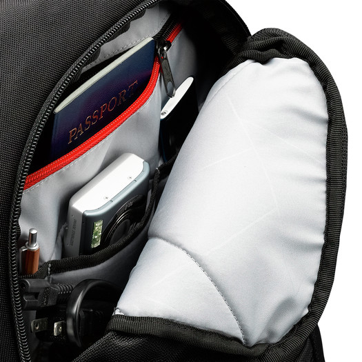 Case Logic Sporty DLBP-114 Black 35,6 cm (14") Rygsæktaske Sort