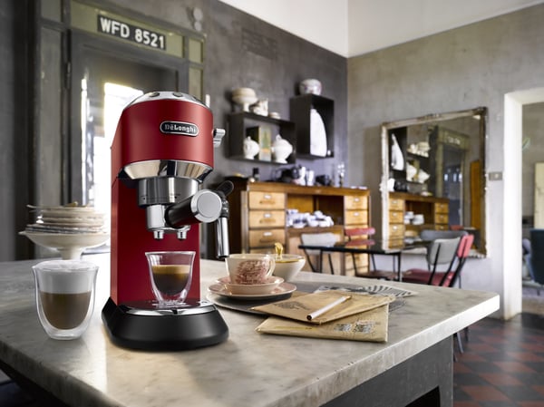 De’Longhi Dedica Style EC 685.R Puoliautomaattinen Espressokone 1,1 L