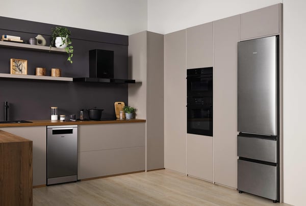 Haier 3D 60 Series 3 HTR3620CNMG Fritstående 414 L Sølv