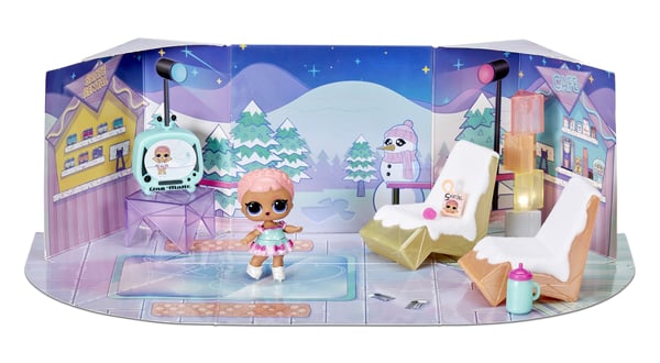 L.O.L. Surprise! Winter Chill Spaces Playset with Doll- Style 3