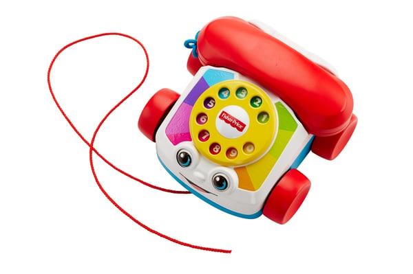 Fisher-Price Chatter Telephone, pikkulasten perässä vedettävä klassikkolelu
