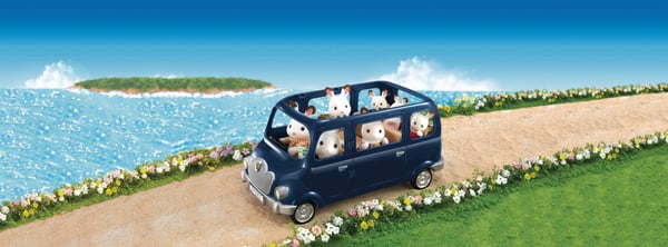 Sylvanian Families Iso perheauto