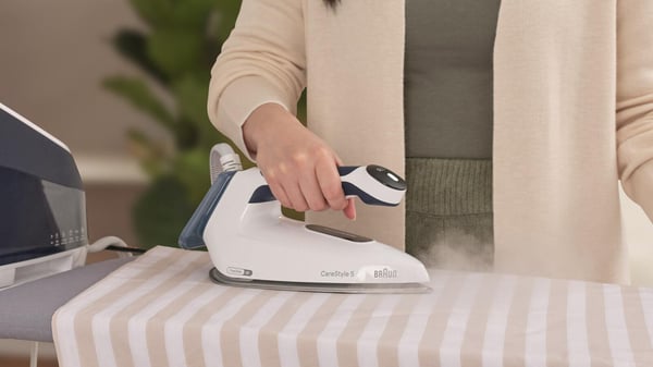 Braun CareStyle 5 IS5245BL Paineistettu höyrysilityskeskus 2400 W 2 L Eloxal-pohjalevy Sininen
