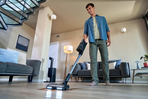 Hoover HF350HP 011 2-i-1 stangstøvsuger Batteri Dry HEPA Poseløs 0,7 L 400 W Sort, Sølv 2,5 At