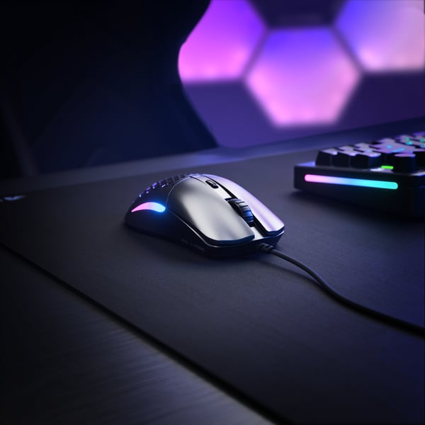 Glorious Gaming Model O Eternal hiiri Pelaaminen Oikeakätinen USB A-tyyppi Optinen 12000 DPI