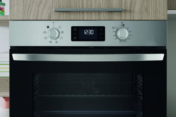 Indesit IO 255H X 71 L Rustfrit stål