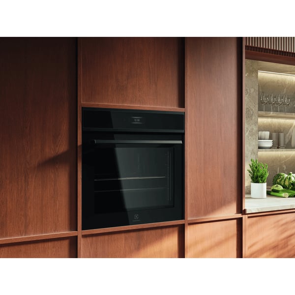 Electrolux EOX8P08WH 72 L 3490 W Sort