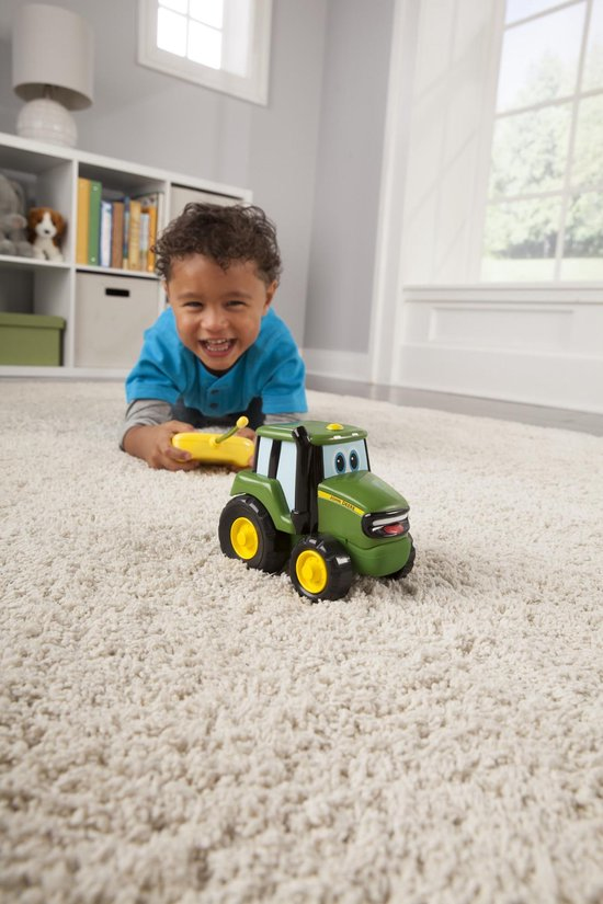 Tomy John Deere Johnny Tractor RC