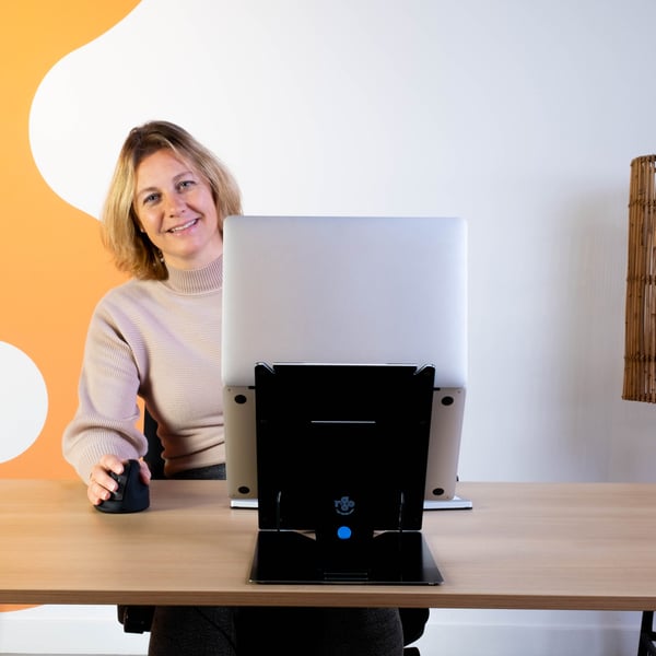 R-Go Tools Tablet- en laptopstandaard R-Go Riser Duo, geschikt voor 10-22 inch scherm, zwart