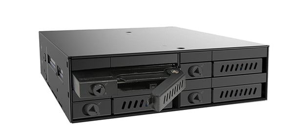 Chieftec CMR-425 asemapaikkaan asennettava paneeli Liitinpaneeli Musta