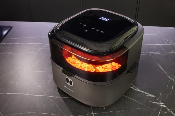 Hisense HAF1350DR Yksi 6,7 L Erillinen 1350 W Kuumakiertoilmakypsennin Musta
