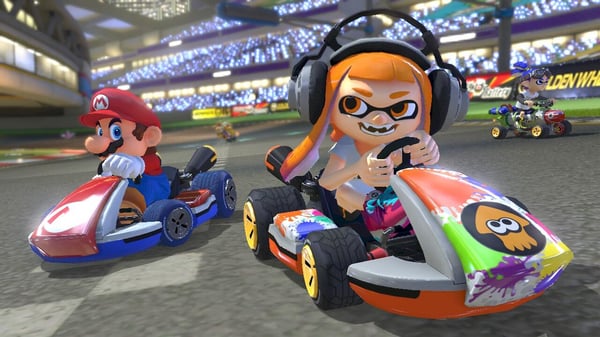 Nintendo Mario Kart 8 Deluxe Vakio Saksa, Englanti, Ranska, Italia, Japani, Hollanti, Portugali, Venäjä Nintendo Switch