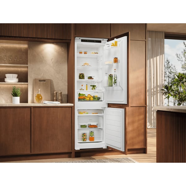 Electrolux LNN3CE18S Indbygget 253 L Hvid