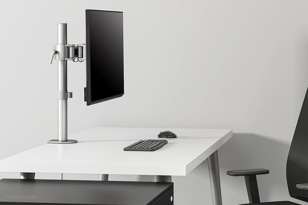 Neomounts NM-D135SILVER skærmbeslag og -stativer 76,2 cm (30") Skrivebord Sølv