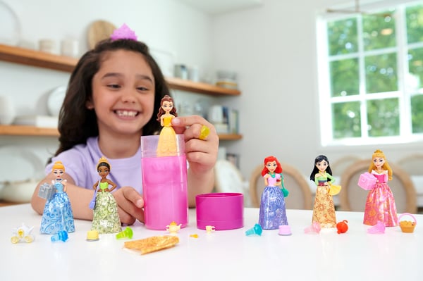 Disney Princess ROYAL COLOR REVEAL Party Edition Assortment Disney Princess ROYAL COLOR REVEAL Party Edition Assortment