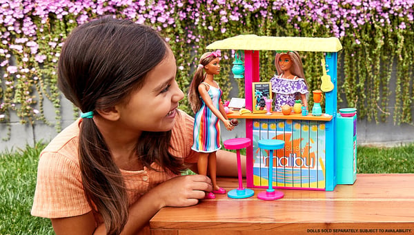 Barbie Loves the Ocean Beach Shack Nukke-leikkisetti