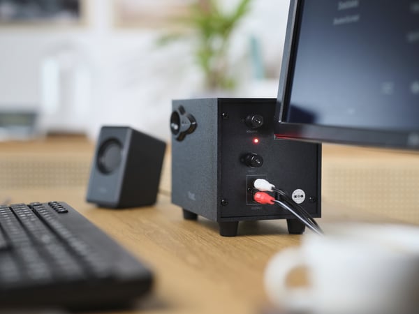 Trust Avora 2.1 mikrofonset 9 W PC / bärbar dator Svart 2.1 kanaler 2-vägs