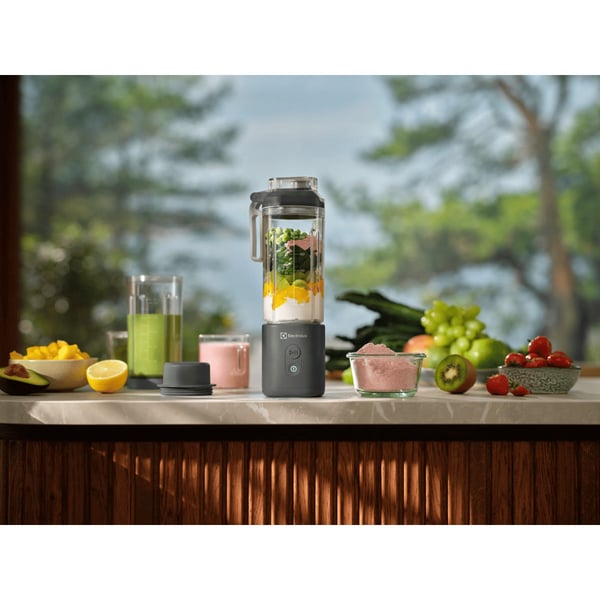 Electrolux E4BP1-2CG 0,69 L Bærbar blender 120 W Mørkegrå