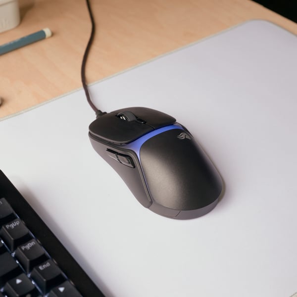 Glorious Gaming Model O3 Wired mus Spil Højre hånd Optisk 30000 dpi