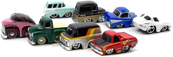 MGA Entertainment CarTuned Series 2 - 1953 Chevy Pickup (Classics)