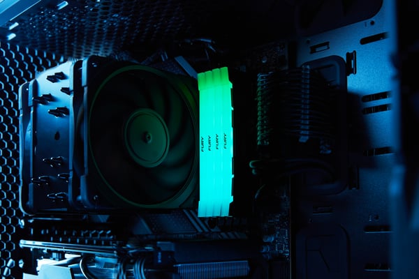 Kingston Technology FURY 16 Gt 3200 MT/s DDR4 CL16 DIMM (2 kpl:n pakkaus) Renegade RGB