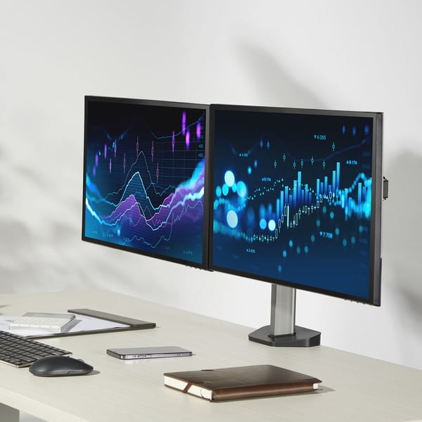 ACT AC8336 skærmbeslag og -stativer 81,3 cm (32") Skrivebord Sølv