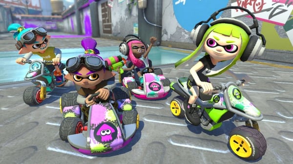 Nintendo Mario Kart 8 Deluxe Switch Standard Franska Nintendo Switch