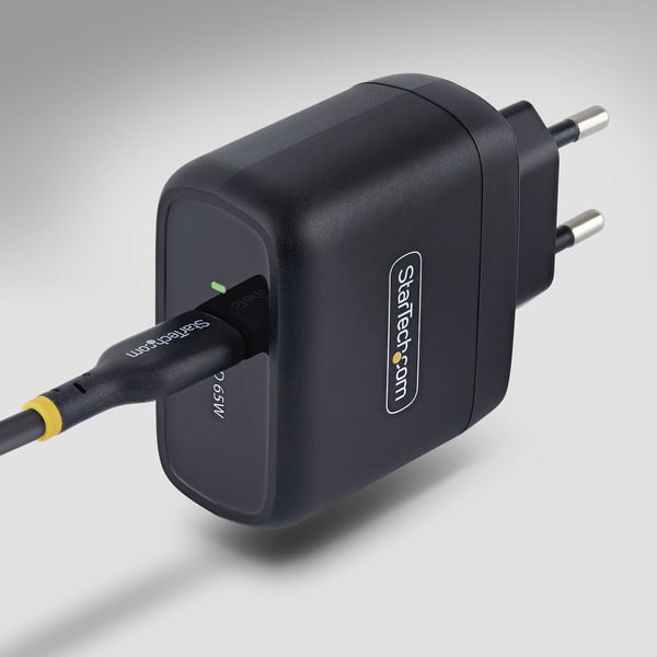 StarTech.com 1065EB-WALL-CHARGER mobiililaitteen laturi Universaali Musta AC Pikalataus Sisätila