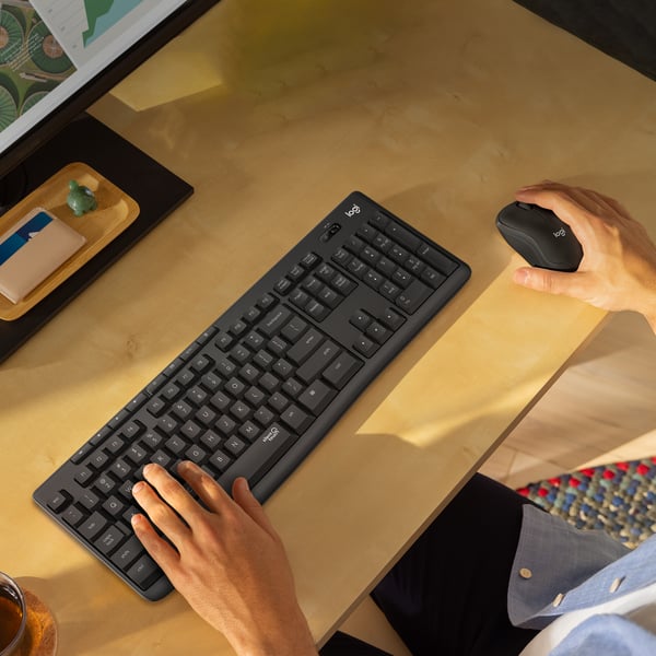 Logitech MK295 Silent Wireless Combo svart, USB, CH (920-00979-6)