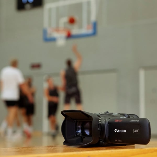 Canon LEGRIA HF G70 Handhållen videokamera 21,14 MP CMOS 4K Ultra HD Svart