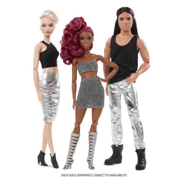 Barbie Looks HCB77 dukke