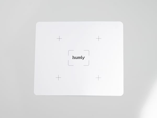 Humly Room Display Glass Sticker