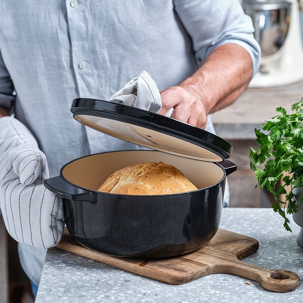 KitchenAid CC006061-001 keittokattila 5,2 L Musta valurauta
