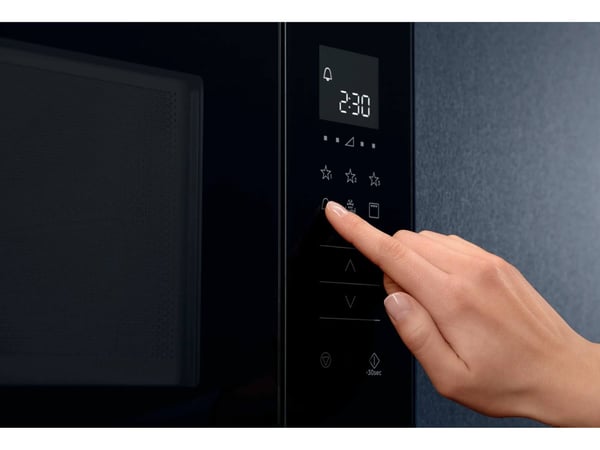 Electrolux LMS2203EMK Svart Enbart mikrovågsugn Inbyggd 700 W