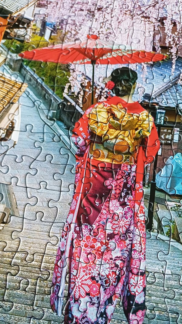 Tactic Puzzle Lovers Woman walking in Kyoto 1000 pcs puzzle