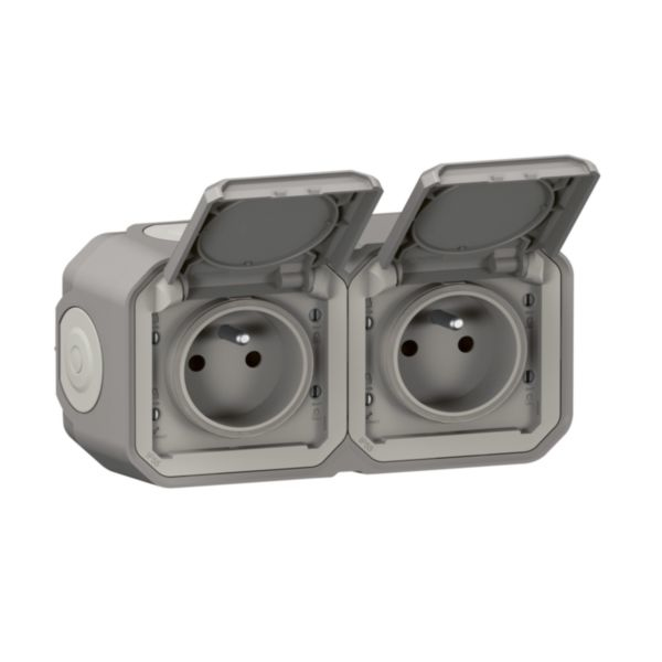 Legrand 069768L stikkontakt